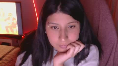 Snapshot of hasley_bbylee chatting on 05-12-26, 04:31 lady online show from 05-12-26, 04:31