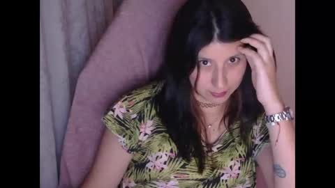 Snapshot of hasley_bbylee chatting on 05-16-26, 12:18 lady online show from 05-16-26, 12:18
