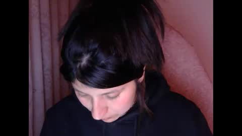 Snapshot of hasley_bbylee chatting on 05-23-26, 05:34 lady online show from 05-23-26, 05:34