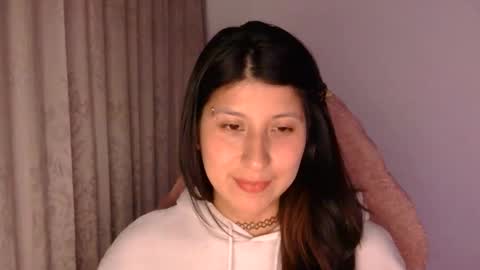 Snapshot of hasley_bbylee chatting on 05-24-26, 07:02 lady online show from 05-24-26, 07:02
