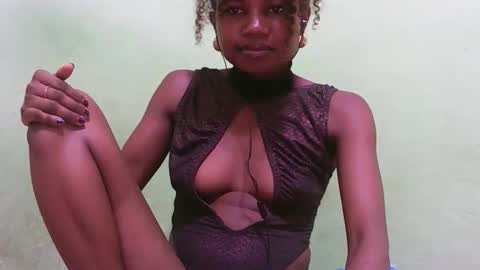 hasleyinah online show from 04-16-26, 09:39