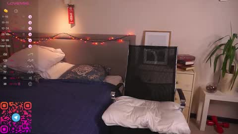 Snapshot of hasta_la_kissy chatting on 01-16-26, 05:55 Mary online show from 01-16-26, 05:55