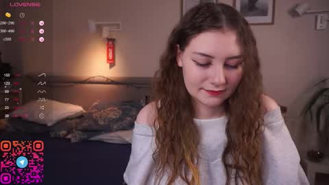 Snapshot of hasta_la_kissy chatting on 01-18-26, 05:11 Mary online show from 01-18-26, 05:11