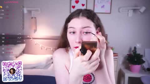 Snapshot of hasta_la_kissy chatting on 03-04-26, 05:13 Mary online show from 03-04-26, 05:13