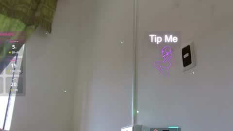 hatenea_queen online show from 11-18-25, 02:21