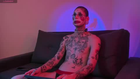 More content   2   online show from 10-31-25, 06:20