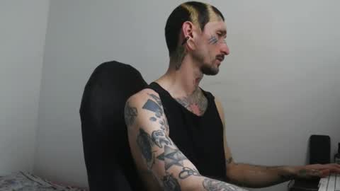 More content   2   online show from 03-14-26, 08:36