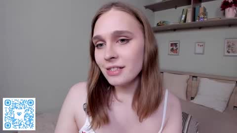 Snapshot of havagooday chatting on 04-15-26, 07:58 Mia online show from 04-15-26, 07:58
