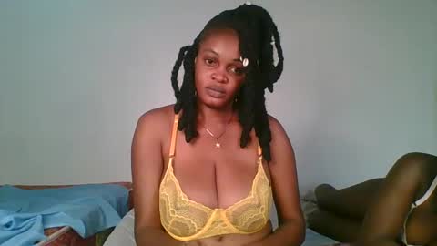 Snapshot of havanna_p chatting on 01-22-25, 09:21 Havanna online show from 01-22-25, 09:21
