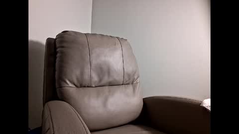 Robert online show from 03-08-26, 05:55