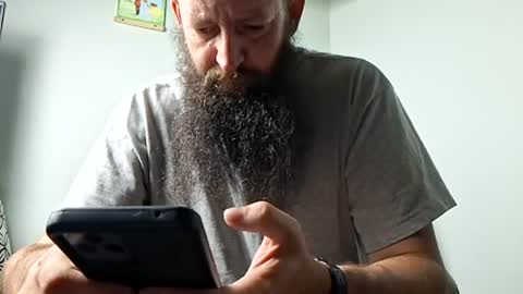 Snapshot of hawktalon007 chatting on 08-02-26, 07:40 Robert online show from 08-02-26, 07:40