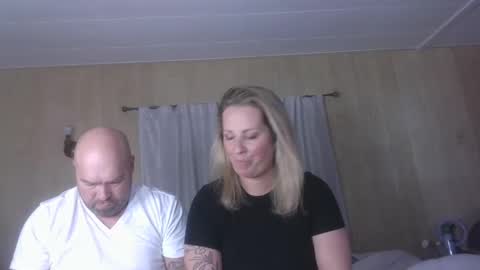 hawktuahgwakgwakmom online show from 01-06-25, 03:31