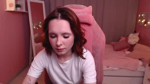 Mia online show from 02-10-26, 01:10