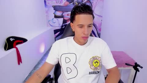 Snapshot of haydenn_boy chatting on 10-30-25, 01:12 Hayen Boy online show from 10-30-25, 01:12