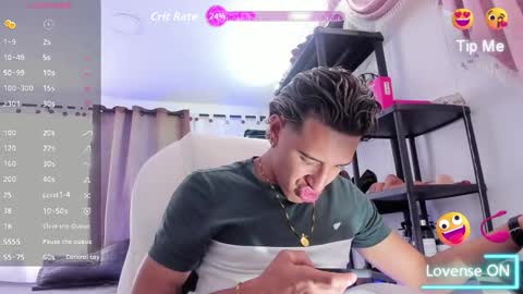 Snapshot of haydenn_boy chatting on 11-28-25, 07:05 Hayen Boy online show from 11-28-25, 07:05