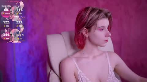 haylaamber online show from 02-08-25, 08:10