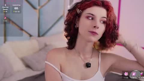 Snapshot of haylaamber chatting on 07-16-26, 01:17 haylaamber online show from 07-16-26, 01:17