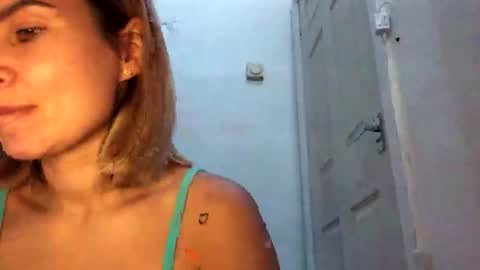 Hayle online show from 10-19-25, 08:42