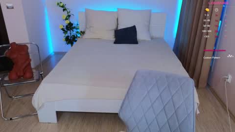 Hayle online show from 01-26-25, 02:24