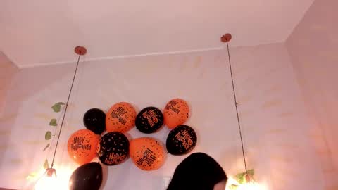 haylenpark online show from 10-20-25, 10:16