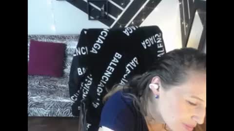 Snapshot of hayleymiller_vc chatting on 02-14-25, 08:21 hayley miller online show from 02-14-25, 08:21