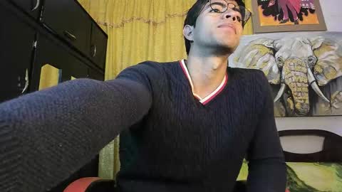 Snapshot of hazbinstudio chatting on 01-11-26, 12:48 hazbinstudio online show from 01-11-26, 12:48