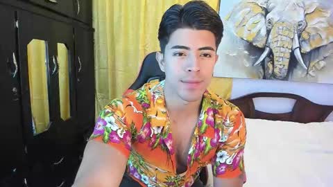 Snapshot of hazbinstudio chatting on 01-18-26, 04:55 hazbinstudio online show from 01-18-26, 04:55