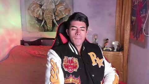 Snapshot of hazbinstudio chatting on 02-08-26, 12:08 hazbinstudio online show from 02-08-26, 12:08