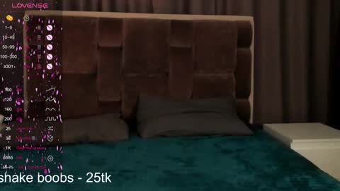 Liya dont forget to thumbs up me online show from 03-11-25, 01:01