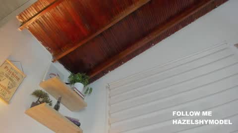 Im Hazel online show from 12-13-24, 02:43