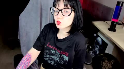 hazeltompson online show from 03-23-26, 12:31