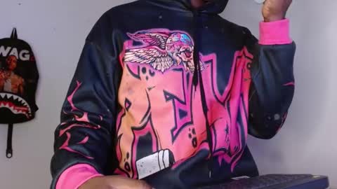 hazlan_420 online show from 11-22-25, 02:49