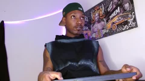 hazlan_420 online show from 02-05-26, 02:49