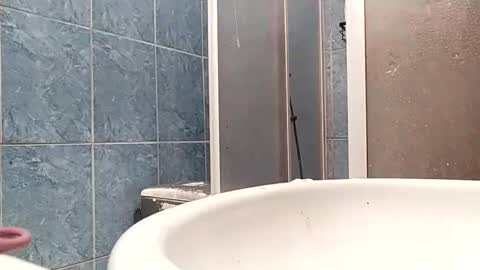 hdhdhhdhj online show from 01-03-25, 04:00