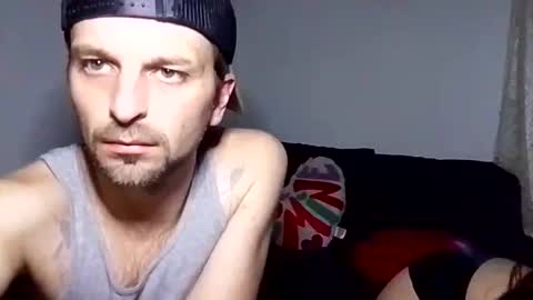 Snapshot of headshothoney chatting on 10-27-25, 04:49 headshothoney online show from 10-27-25, 04:49