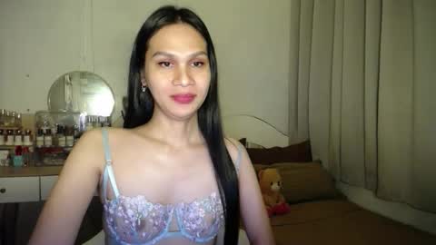 Snapshot of heather_bbyy chatting on 11-18-25, 08:35 heather_bbyy online show from 11-18-25, 08:35