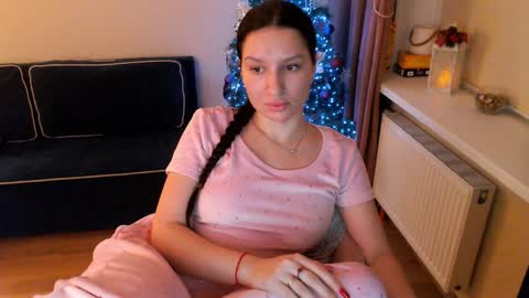 Heaven girl online show from 01-10-25, 12:59