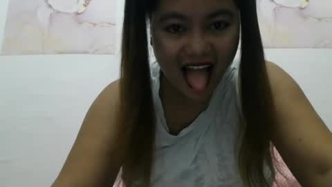 heavenlyeyes69 online show from 12-19-24, 08:34