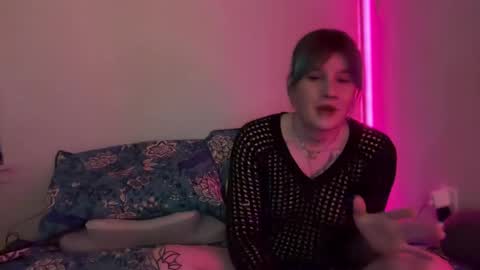 Saoirse online show from 01-18-25, 06:24