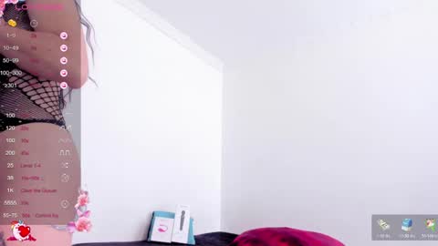 Snapshot of heavy_megan chatting on 06-03-26, 04:45 MEGAN online show from 06-03-26, 04:45