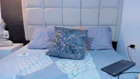 Keira Hecate online show from 01-09-25, 09:05