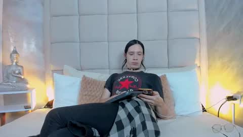 Keira Hecate online show from 09-08-25, 07:57