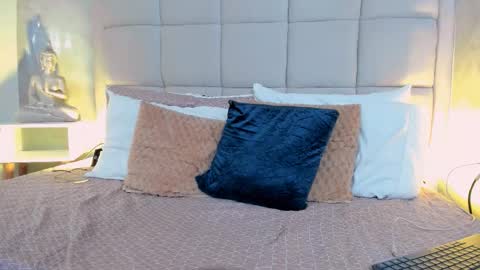 Keira Hecate online show from 10-02-25, 09:11