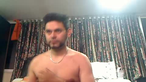 Snapshot of heck_of_sex chatting on 06-14-26, 07:32 Alexxxa and Andrew online show from 06-14-26, 07:32