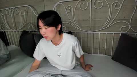 HEEJIN online show from 11-01-25, 08:11