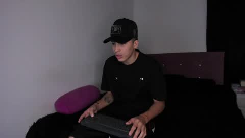 heellboy_ online show from 04-06-26, 05:08