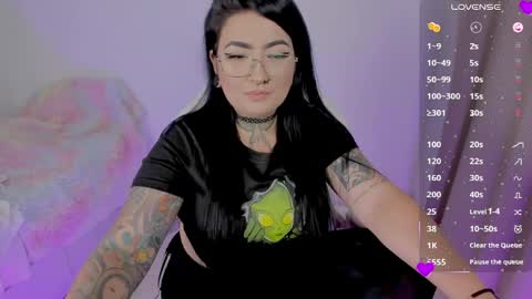 Snapshot of heey_kitty chatting on 05-16-26, 09:46 IM EMY online show from 05-16-26, 09:46