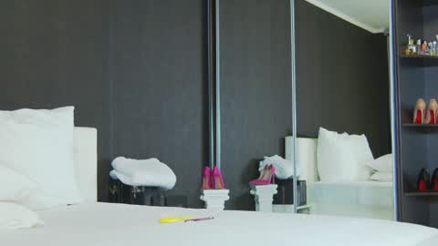 Helen online show from 12-31-24, 02:19