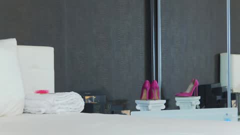 Helen online show from 01-22-25, 04:23