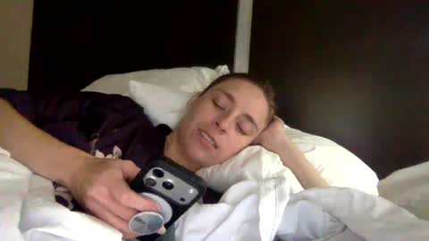 heidi_is_here_72 online show from 07-29-26, 03:21